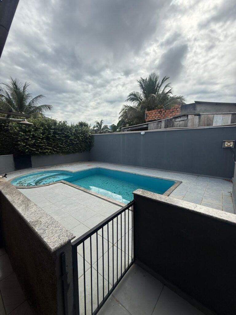 PISCINA ENTRADA
